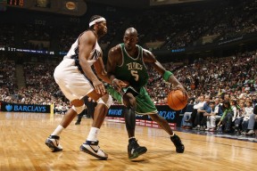 中国足球俱乐部支持青年裁判员实践锻炼机会，中国足球裁判有年龄限制吗