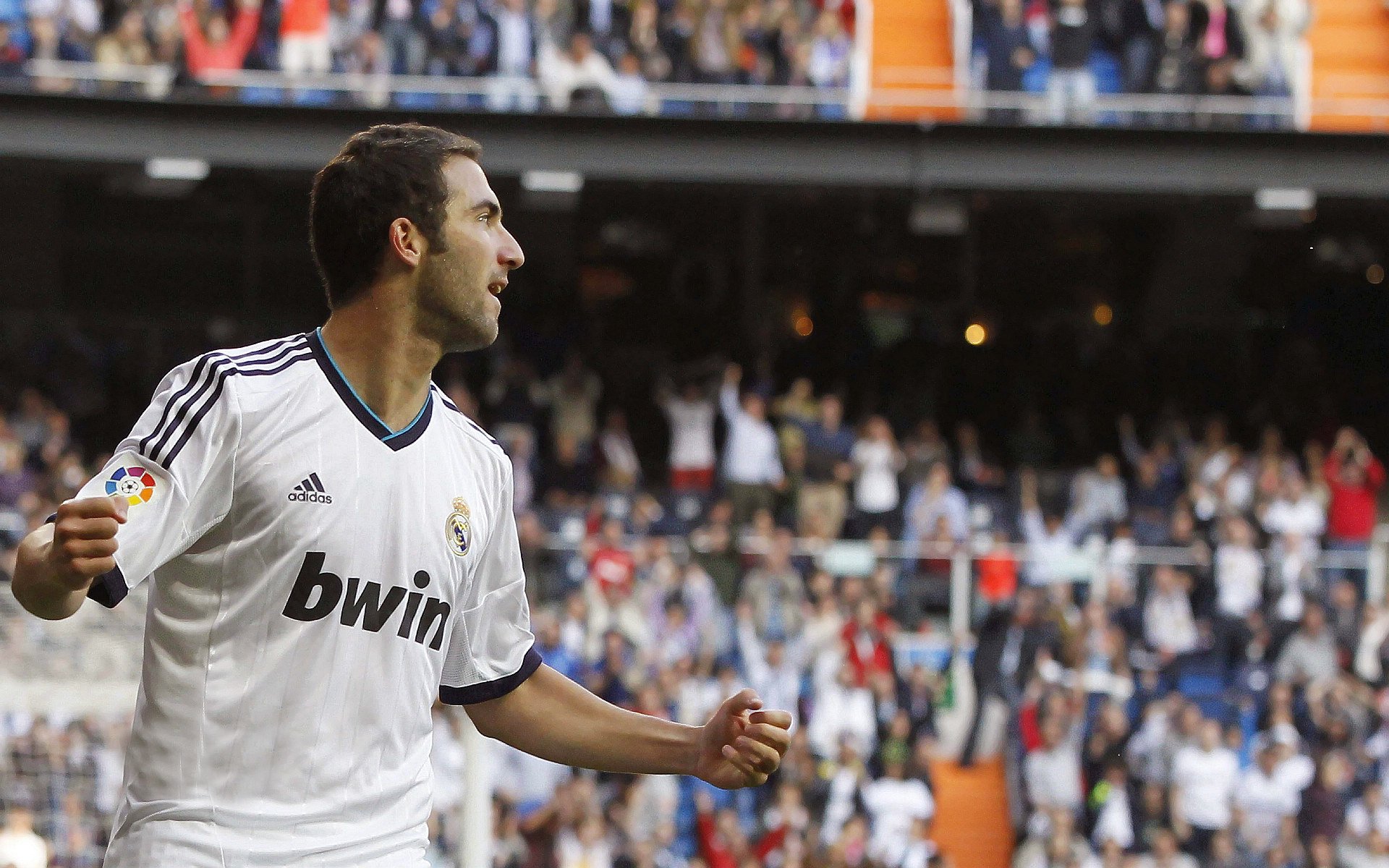 乐鱼中文网站-意甲豪门对决：尤文图斯力克国际米兰，意甲尤文图斯vs国际米兰集锦